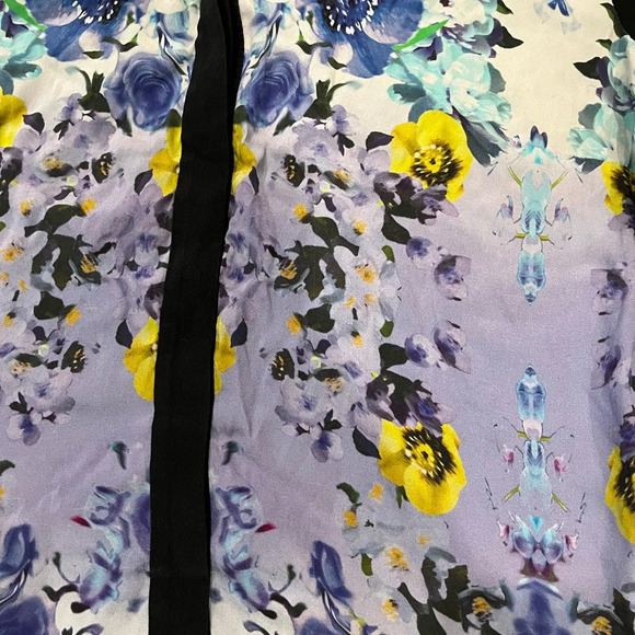 [L] GUESS by Marciano Women's Floral Silk Blouse Button Down Collared - Picture 4 of 11